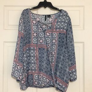 new directions Tops - Ladies blouse Large new directions Tops - Ladies blouse Large